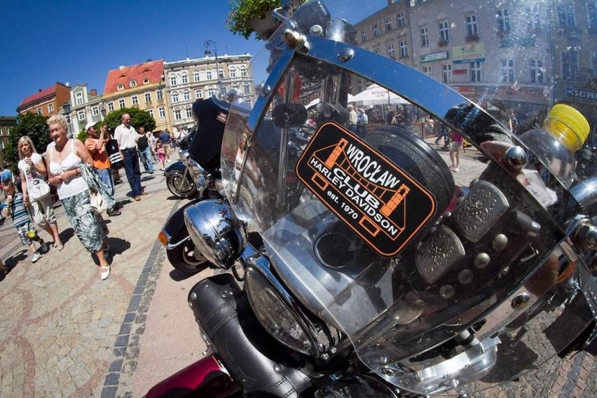 Zlot miłośników motocykli Harley Davidson w Wałbrzychu