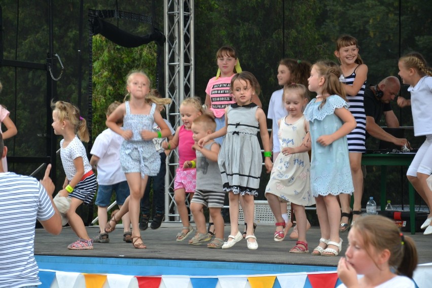 Festyn "Mama, Tata i Ja" w SP 16 w Wodzisławiu Śląskim na zakończenie roku szkolnego [ZDJĘCIA]