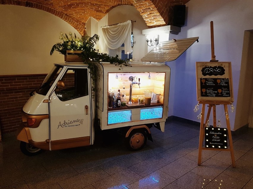 Adriano The Prosecco Van. Wrocławianie podbijają wesela w całej Polsce