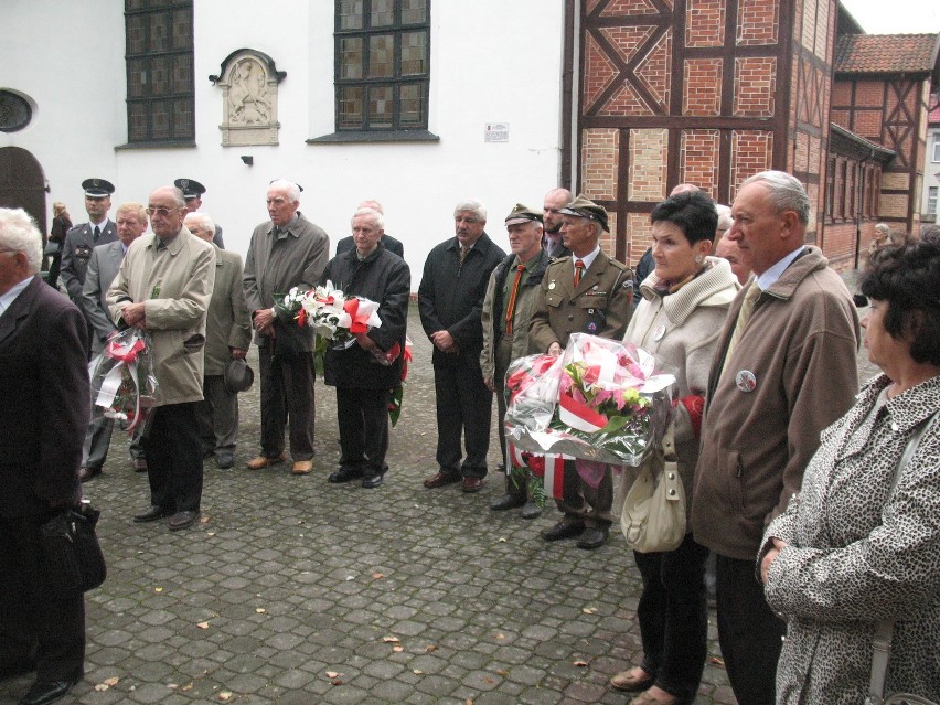 Malbork. 17 września mieszkańcy oddali cześć zesłanym na Syberię, także swoim rodzinom (zdjęcia)