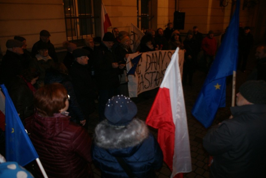 Protest przed sądem w Kaliszu