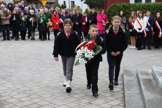 Gminne obchody 105. rocznicy odzyskania przez Polskę niepodległości w Dębowcu