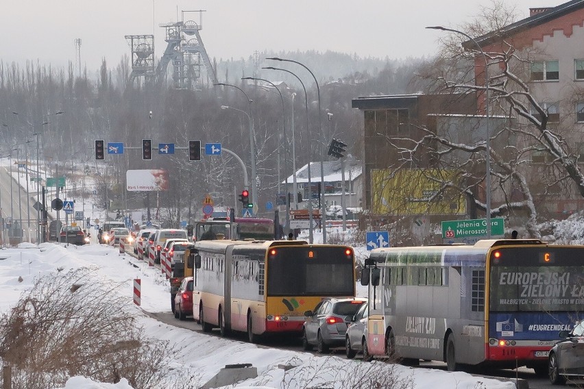 W nadchodzących tygodniach rozstrzygną się losy linii nr 1 i...