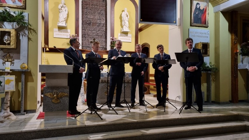 Koncert Affabre Concinui w kościele w Szamocinie