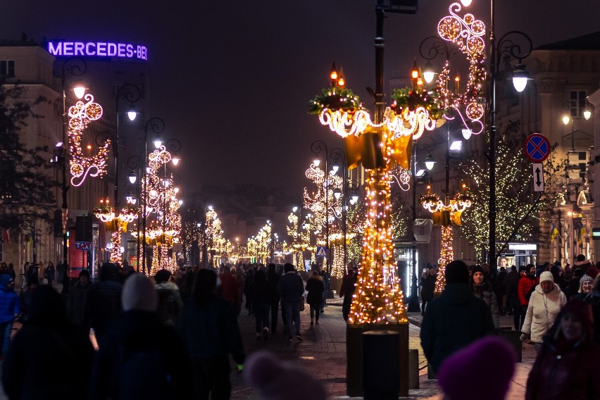 Iluminacja świąteczna w Warszawie - 2022 rok