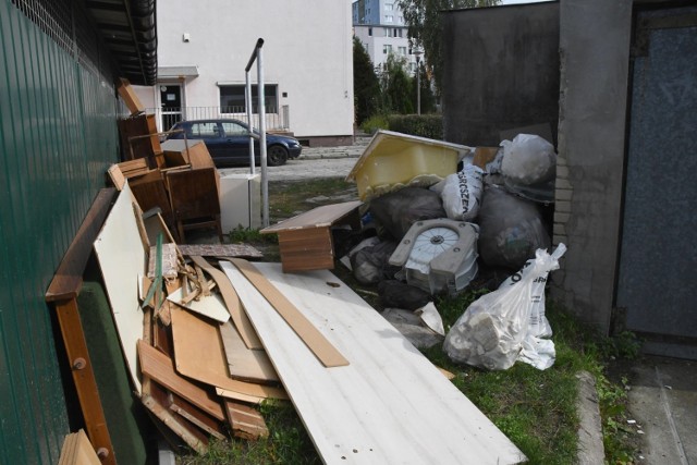 Tak we wtorek wyglądał śmietnik przy ulicy Bukowej