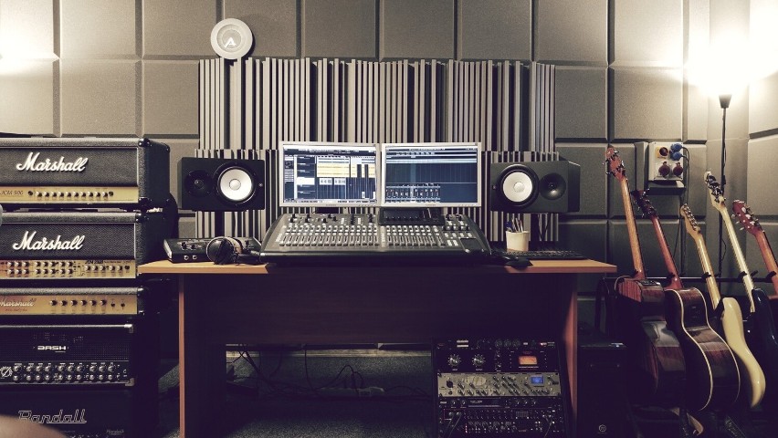 W pełni wyposażone studio nagrań w Końskich jest już gotowe!