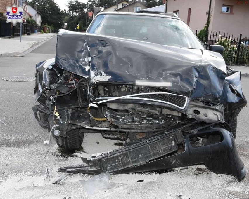 Biała Podlaska: Wypadek na skrzyżowaniu ulic Kruczej i Długosza. Kierowca hyundaia nie ustąpił pierszeństwa (Zdjęcia)