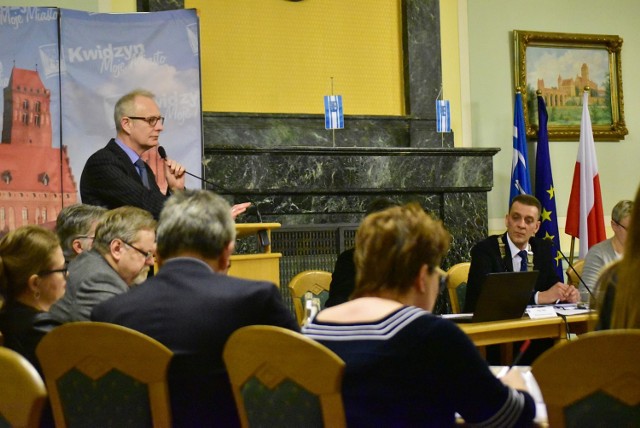 Marek Sidor apeluje do rady miejskiej o działania na rzecz wsparcia lokalnych przedsiębiorców.