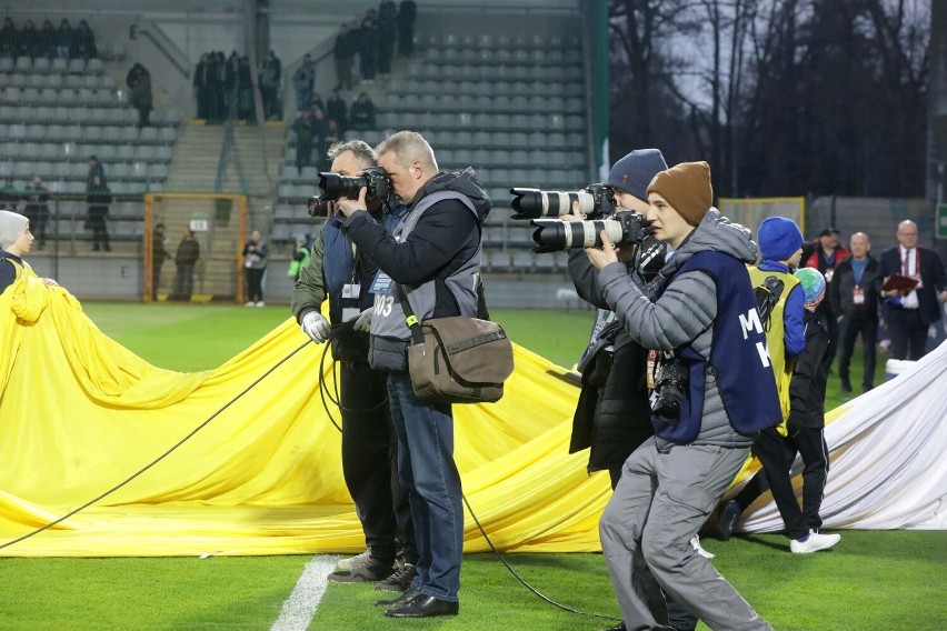 Znajdź się na zdjęciach z meczu MKS Miedzi Legnica z GKS Tychy