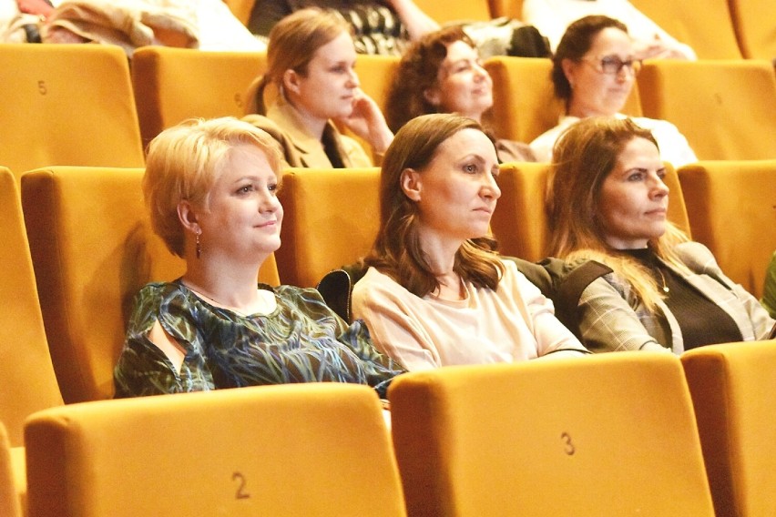 Oleśnickie Forum Kobiet zaprosiło na spotkanie. Przybyły także Ukrainki (ZDJĘCIA)