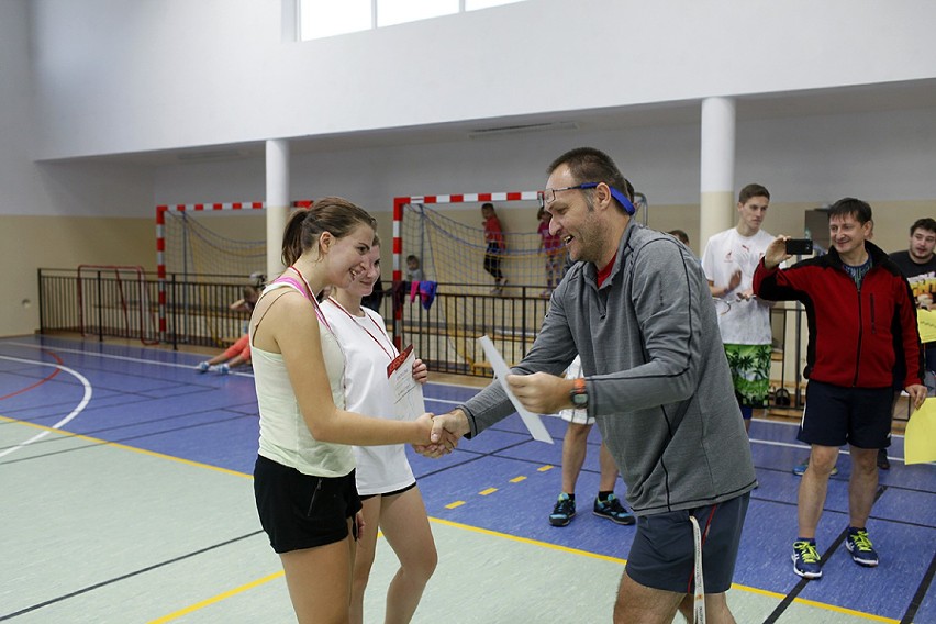 Jesienny Turniej Badmintona 2015 w Smólniku. Wyniki i zdjęcia