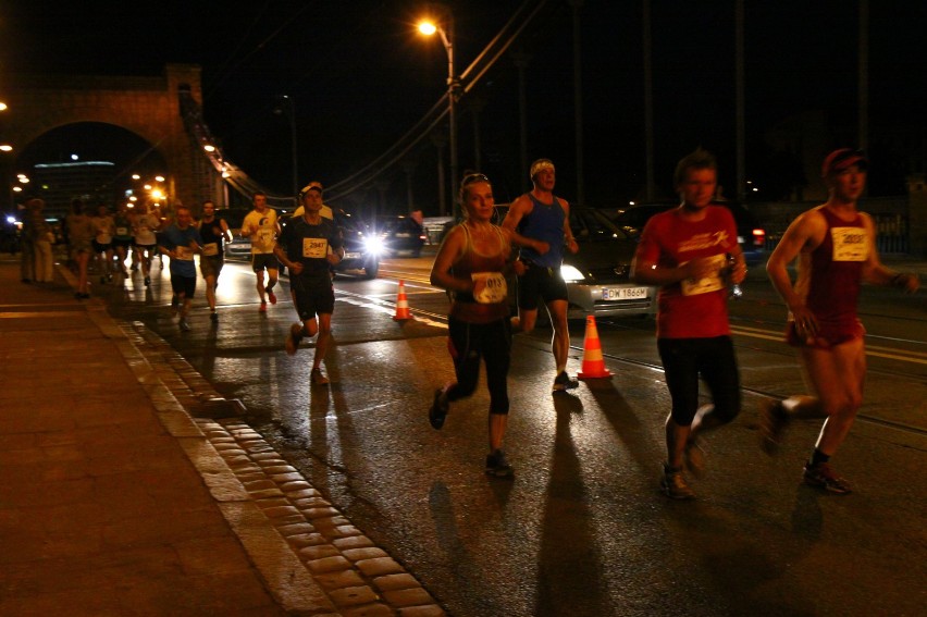 Nieoficjalny Nocny Wrocław Półmaraton 2013