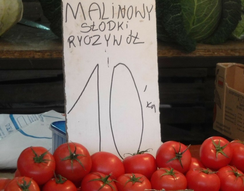 Pomidory malinowe kosztowały 10 złotych za kilogram