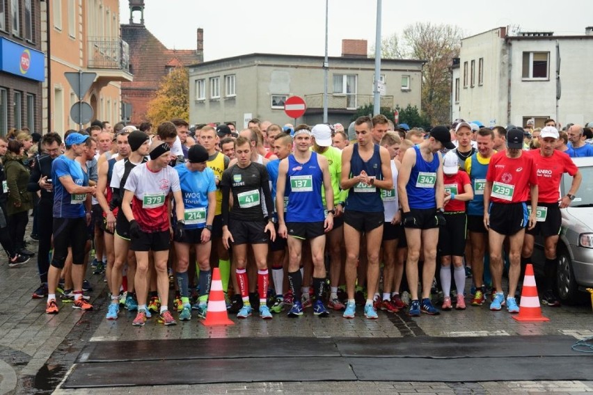 Prawie 400 zawodników wzięło udział w XXIV Biegu im. Rodziny...