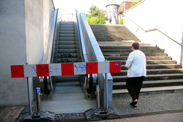 Na razie schody wywołują irytację mieszkańców miasta.