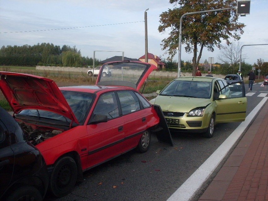 Wypadek w Kraśnicy. Zderzyły się cztery samochody