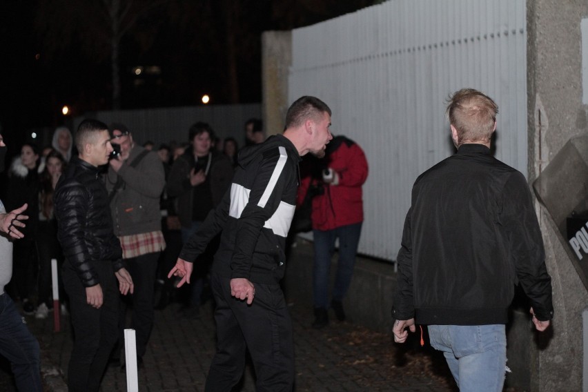 3 miesiące aresztu po niedzielnych ekscesach przed Komendą Miejską Policji w Koninie 