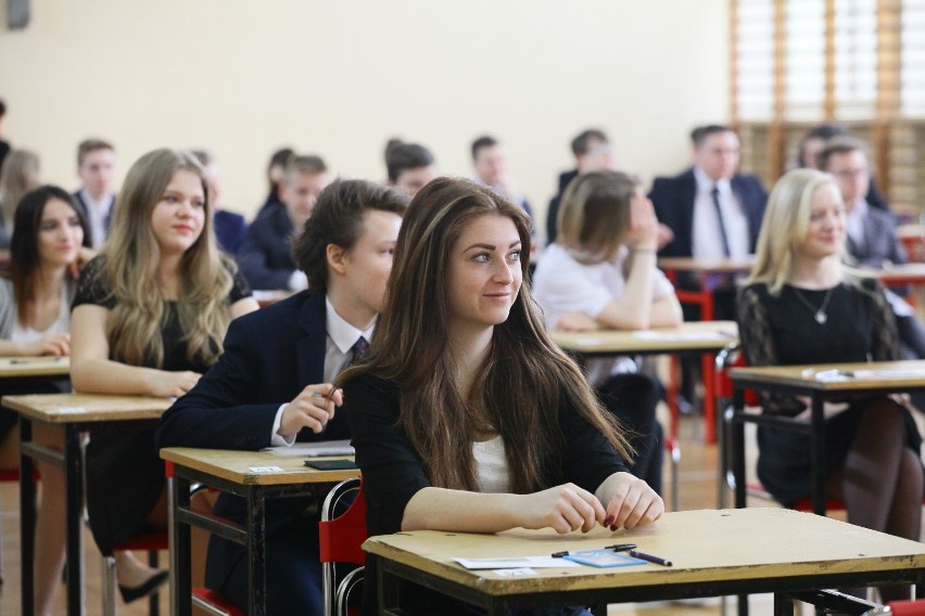 Egzamin gimnazjalny 2016: Język angielski i język niemiecki