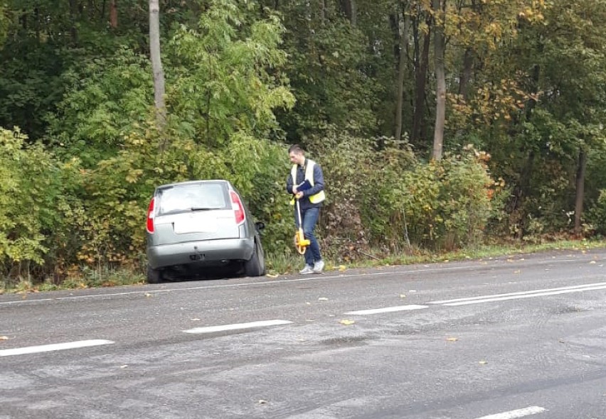 10 października, po godzinie 8.00, na skrzyżowaniu do...