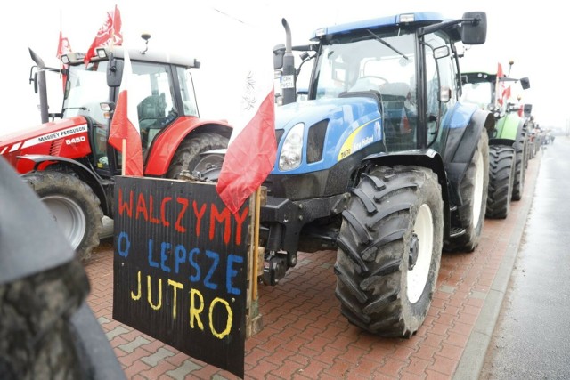 Walczymy o lepsze jutro - to jedno z haseł protestu. Tychy, protest rolników 9 lutego 2024 przeciw Zielonemu Ładowi i napływowi żywności spoza UE.