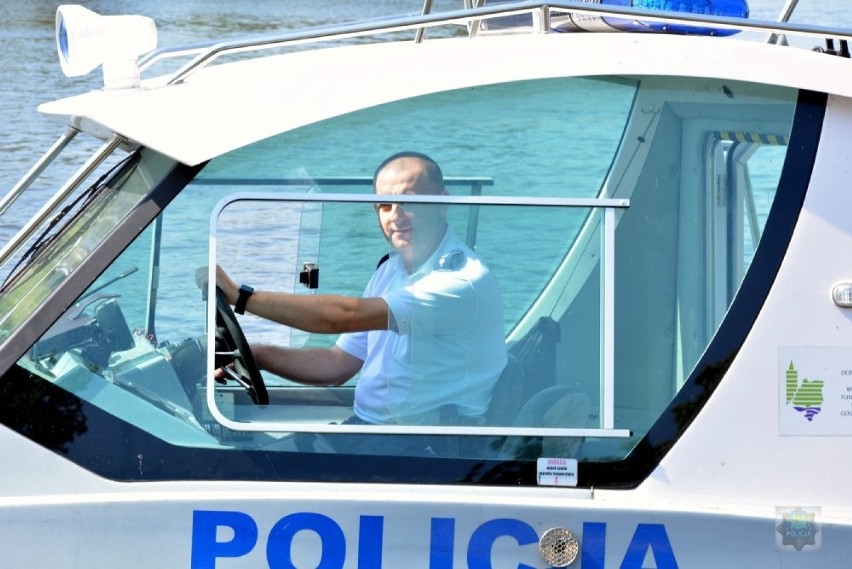 Policyjne służby na wodzie potrwają na Opolszczyźnie do...
