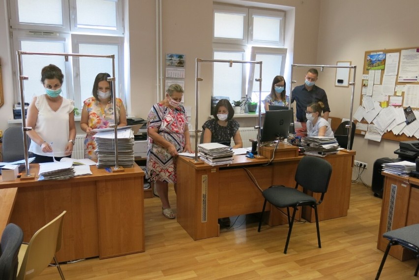 PUP w Jarosławiu wypłacił 45 milionów złotych przedsiębiorcom poszkodowanym wskutek pandemii. Można jeszcze zwracać się o pomoc