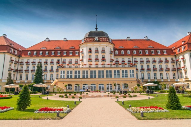 Grand Hotel - uznawany za jeden z najbardziej luksusowych hoteli w Polsce