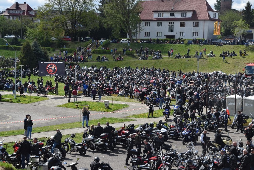 Rozpoczęcie sezonu motocyklowego w Miastku ku pamięci Mirosława „Miśka" Tarasewicza (WIDEO, FOTO)