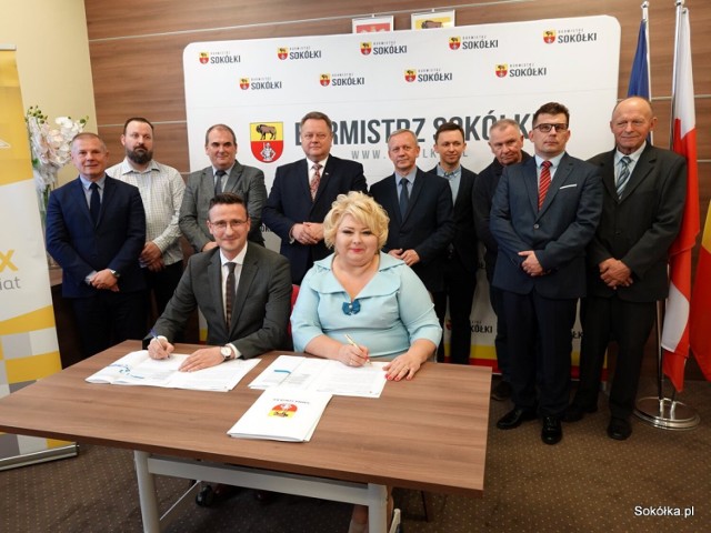 Umowa na realizację jednej z najbadziej wyczekiwanych przez mieszkańców Sokółki inwestycji, została już podpisana.