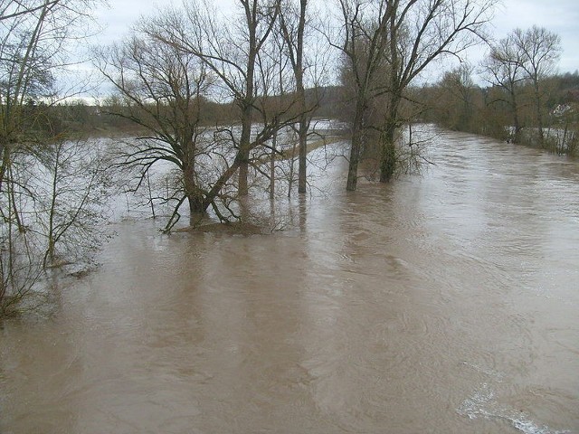 Źródło: http://commons.wikimedia.org/wiki/File:Kocher_higher_water.jpg