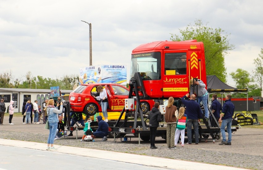 W dniach od 14 do 15 maja, na toruńskim MotoParku, odbywać...