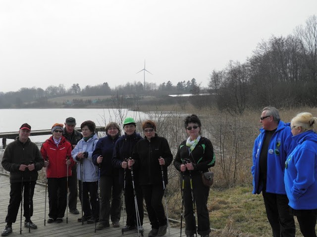 Nordic Walking Postomino. Rajd pieszy i kąpiel morsów