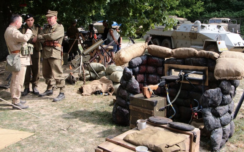 Fani militariów pojawili się też w Forcie Wielka Księża...