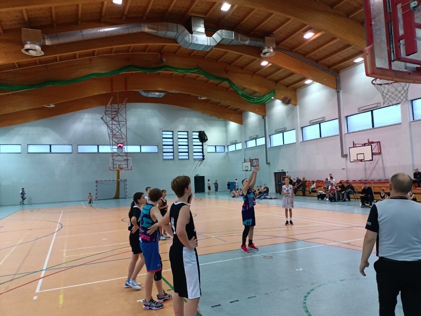 Młodzi koszykarze ze Szczecinka potwierdzili klasę. Wygrana na turnieju [zdjęcia]