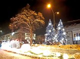 Centrum Jasła w zimowej i świątecznej scenerii. Zobaczcie zdjęcia