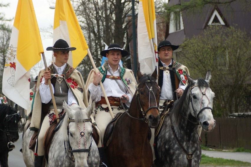 Zakopane: Wzruszenie w Zakopanem. Górale ogladali transmisję z Watykanu