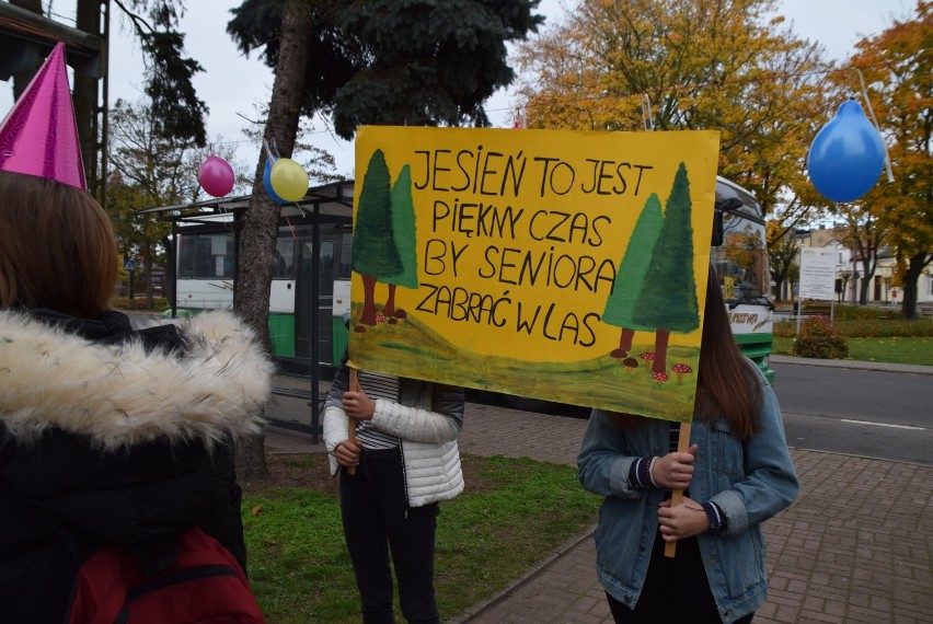 Senioralia w Czerniejewie rozpoczęte. Seniorzy odebrali od burmistrza klucze do miasta i gminy [FOTO, VIDEO]