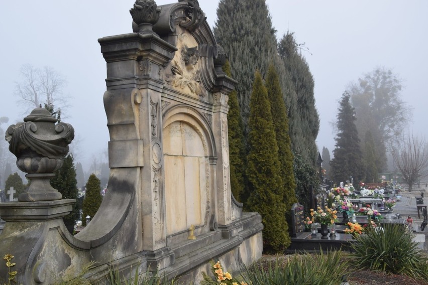 Cmentarz komunalny w Kluczborku.