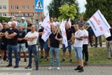 Związkowcy protestują pod siedzibą JSW. Domagają się równego traktowania dla pracowników JSW i SiG-u