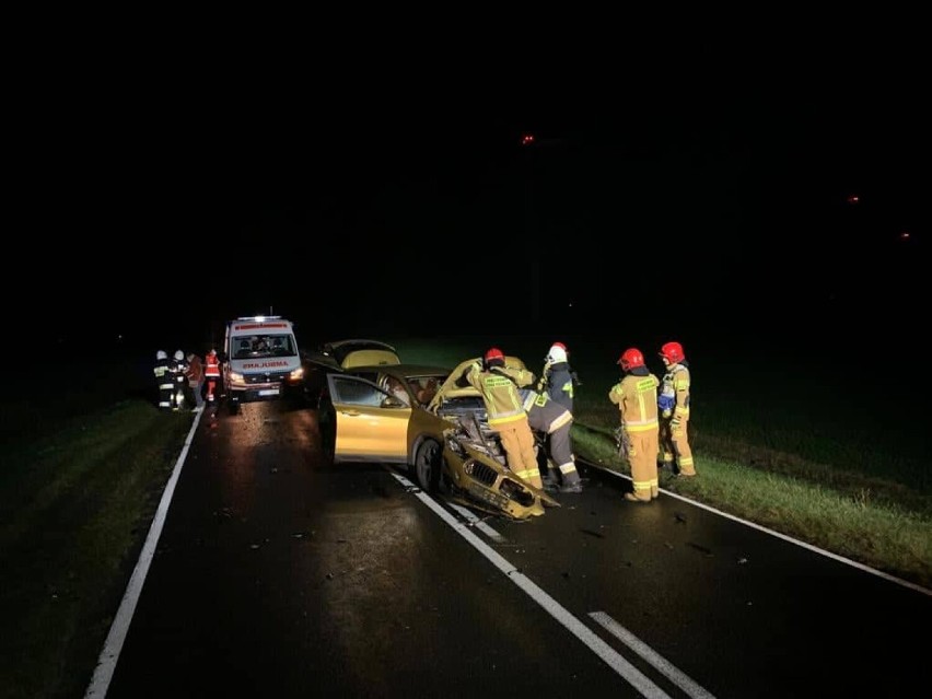 W Nowej Wsi 24-letni mieszkaniec gminy Żerków doprowadził do zderzenia z BMW, którym kierowała mieszkanka Grodziska Mazowieckiego