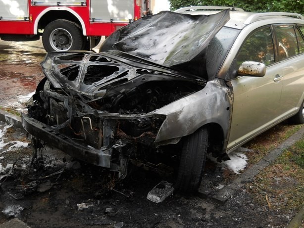 W ciągu ostatnich dni w Koninie spłonęły dwa samochody