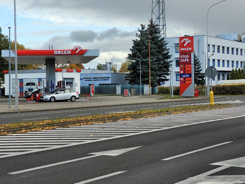 Ile aktualnie kosztuje paliwo na stacjach w Pile?