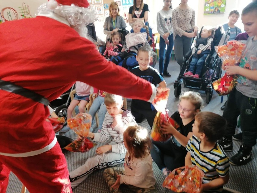 Leszczyńska grupa Oddajesz - Pomagasz organizuje świąteczną zbiórkę słodyczy dla najuboższych 