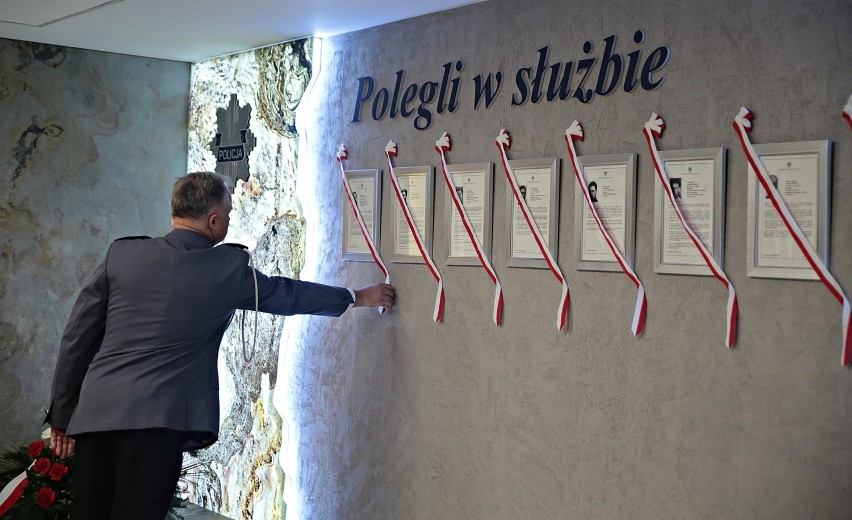 Odsłonięto Tablice Pamięci Poległych Policjantów w Małopolsce