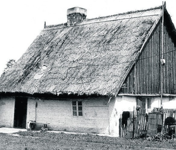 Zabytkowy dom mieszkalny w roku 1986