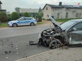 Wypadek w Sadowie. Pijana mieszkanka Lublińca zderzyła się z ciężarowym mercedesem