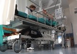 Szpital Limanowa: pacjentka uciekła w piżamie i bez butów