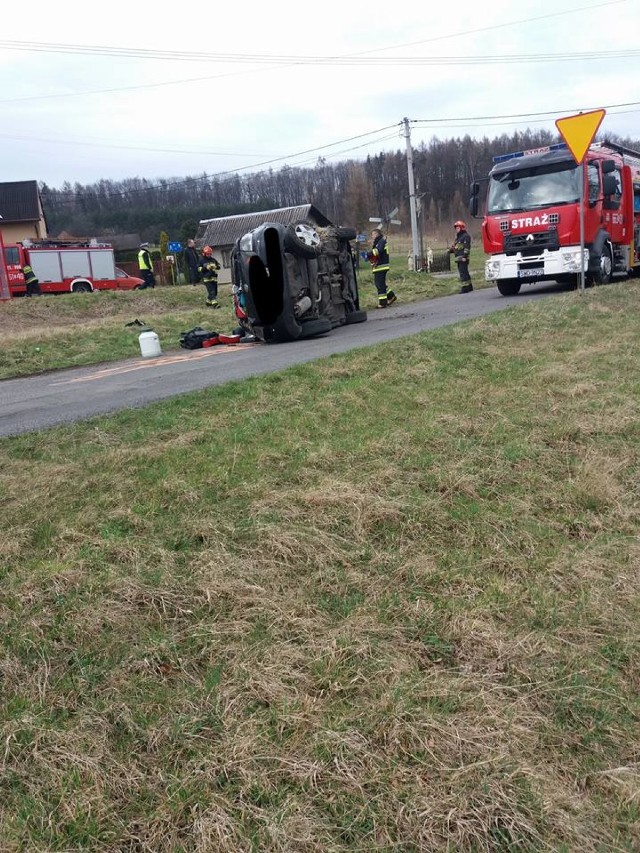 Zdjęcia z wypadku na ulicy Hożej w Wodzisławiu Śląskim