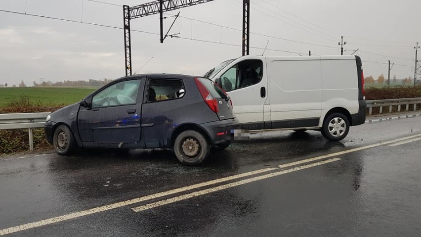 Groźny wypadek na drodze między Legnicą, a Złotoryją [ZDJĘCIA] 